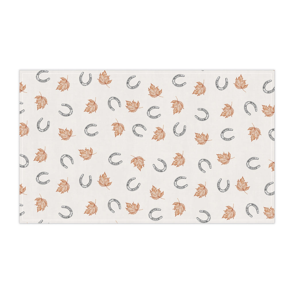 Fall leaves and horseshoes Autumn-Inspired Tea Towels, Cozy Kitchen Decor, Farmhouse Style, Gift for Homeowners, Ideal for Fall Cooking