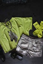 WILD HORSES GRAPHIC TEE