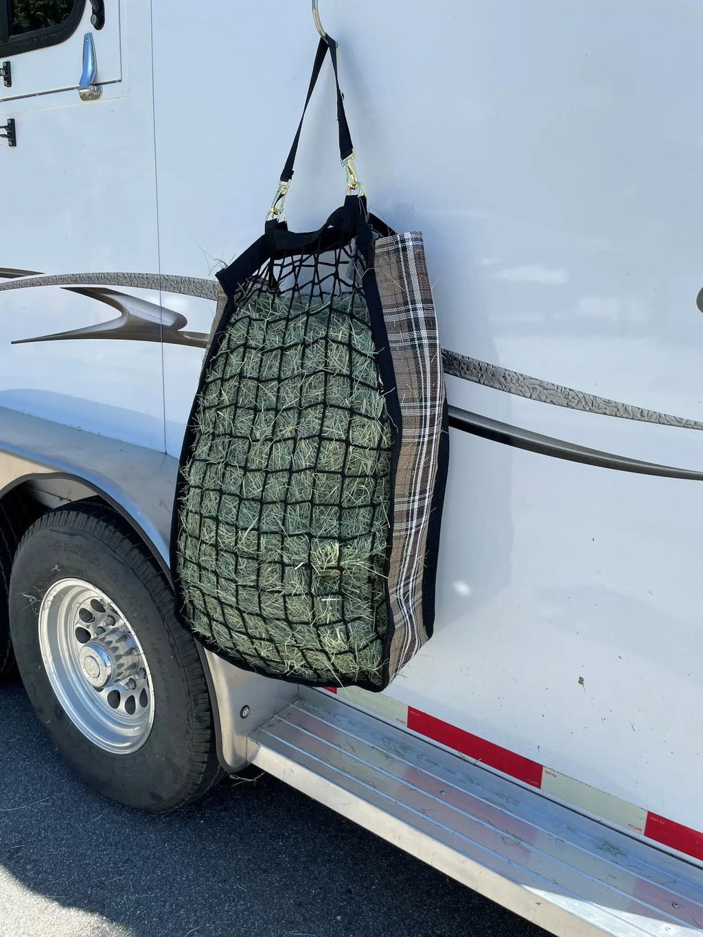 Kensington Slow Feed Hay Bag - 2 Flake Capacity