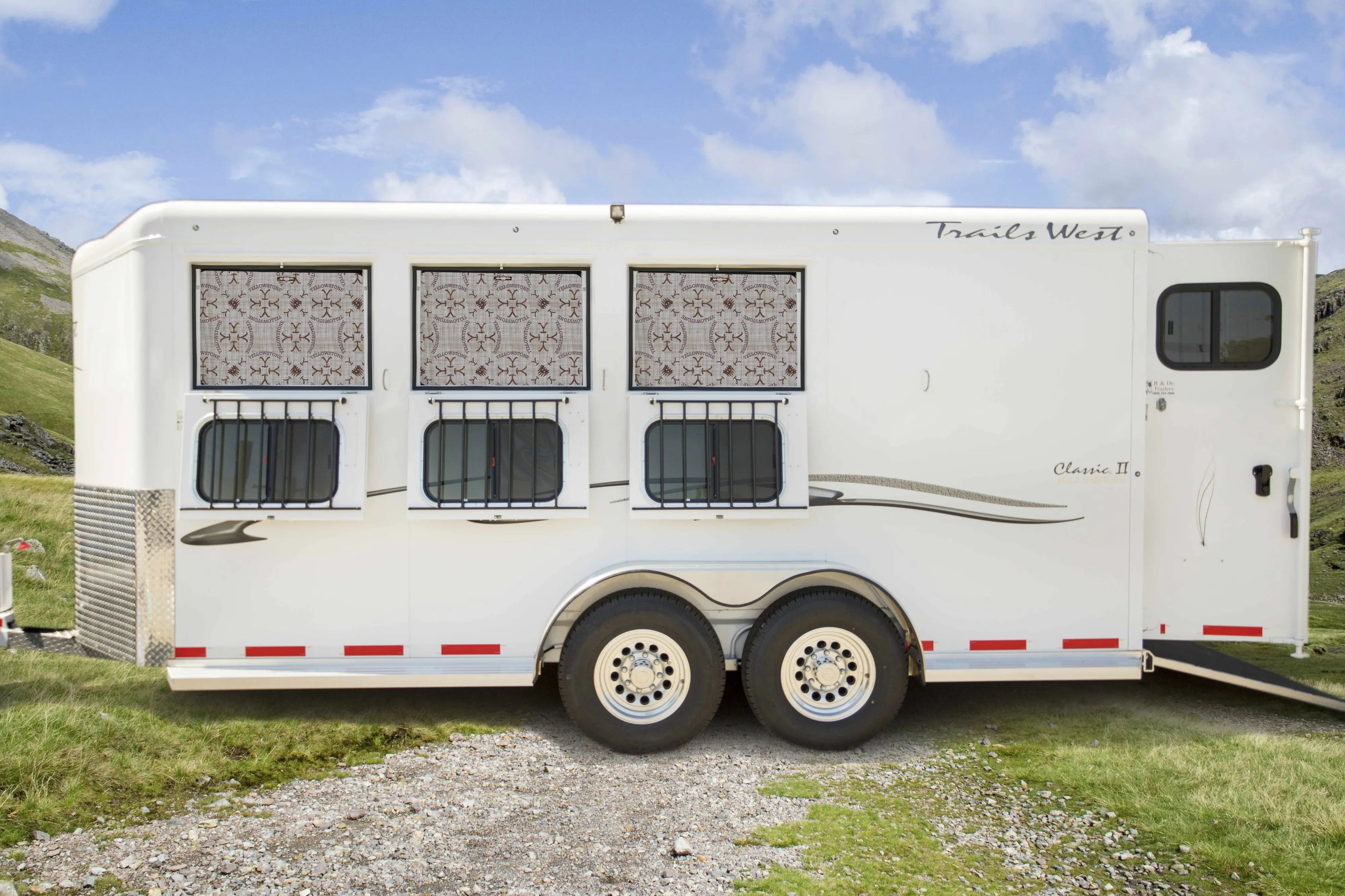 Horse Trailer Screen - 73% UV Protection