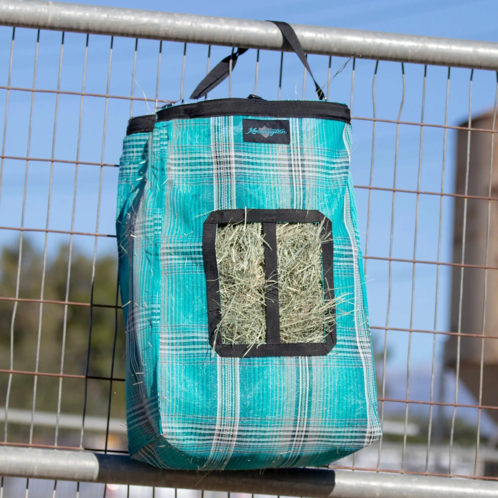 Kensington Hay Bag with Easy Load Rim - 2 Flake Capacity